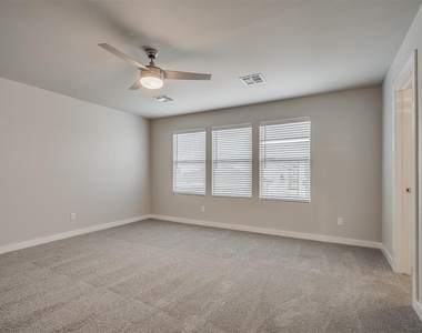 520 Nw 176th Terrace - Photo Thumbnail 25