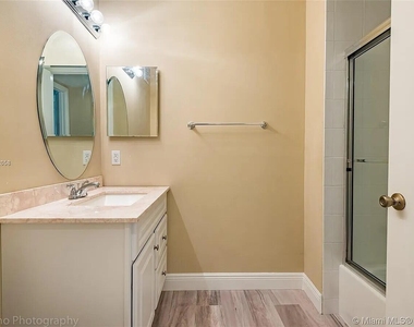 7551 Old Thyme Court - Photo Thumbnail 13