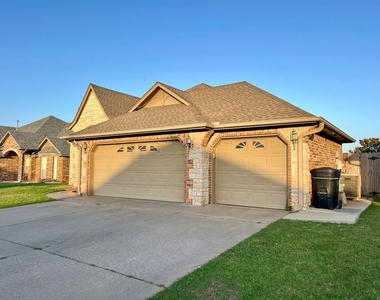 1701 Dorothy Drive - Photo Thumbnail 2