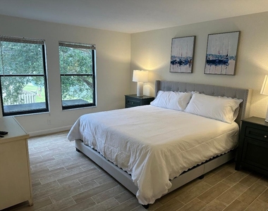 1608 Shaker Circle - Photo Thumbnail 15