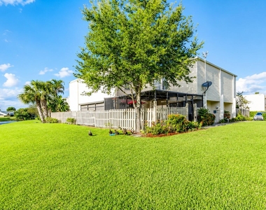 1608 Shaker Circle - Photo Thumbnail 18