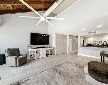 11313 Nw 15th Street - Photo Thumbnail 23