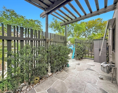 11313 Nw 15th Street - Photo Thumbnail 11