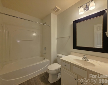 15417 Tully House Court - Photo Thumbnail 13