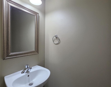15417 Tully House Court - Photo Thumbnail 8