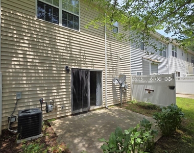 15417 Tully House Court - Photo Thumbnail 18