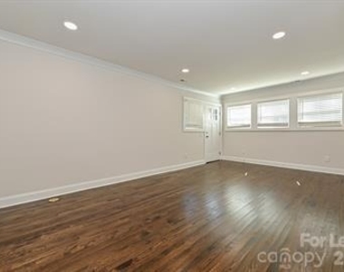 3458 Washburn Avenue - Photo Thumbnail 3