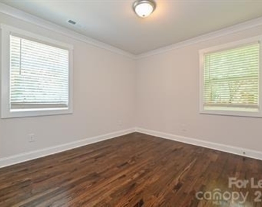 3458 Washburn Avenue - Photo Thumbnail 7