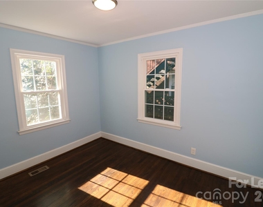 2227 Celia Avenue - Photo Thumbnail 16