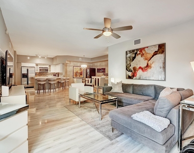 235 Ne 1st Street - Photo Thumbnail 9