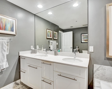 235 Ne 1st Street - Photo Thumbnail 16