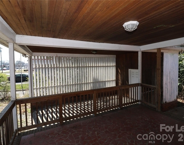 3741 N Sharon Amity Road - Photo Thumbnail 28