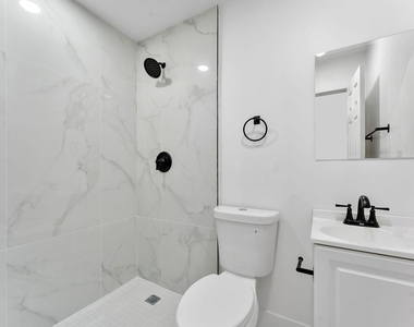 307 Nw 6th Street - Photo Thumbnail 5