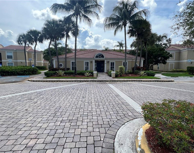 875 Riverside Drive - Photo Thumbnail 20