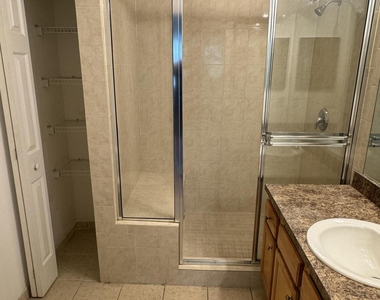 6729 Coral Lake Drive - Photo Thumbnail 28