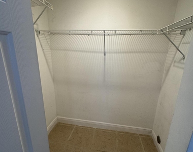 6729 Coral Lake Drive - Photo Thumbnail 17