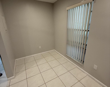 9292 Sabal Ridge Circle - Photo Thumbnail 3