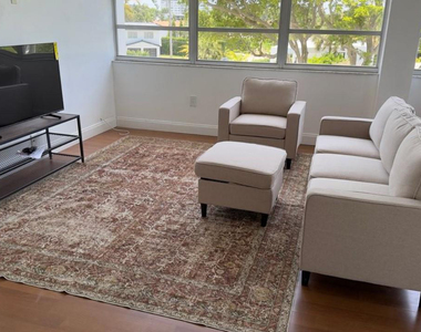 11930 N Bayshore Drive - Photo Thumbnail 15