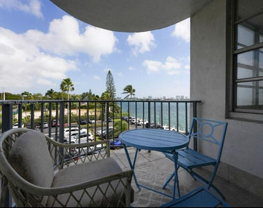 11930 N Bayshore Drive - Photo Thumbnail 3