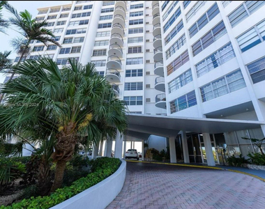 11930 N Bayshore Drive - Photo Thumbnail 10