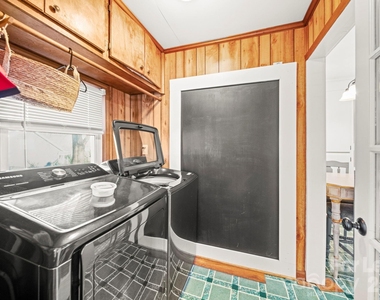 211 9th Street - Photo Thumbnail 24