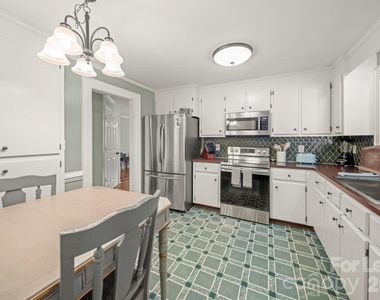 211 9th Street - Photo Thumbnail 31