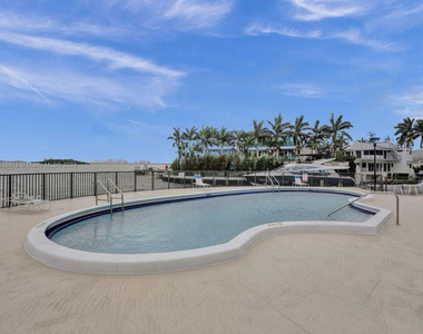 11930 N Bayshore Drive - Photo Thumbnail 2