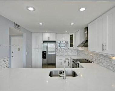 11930 N Bayshore Drive - Photo Thumbnail 22