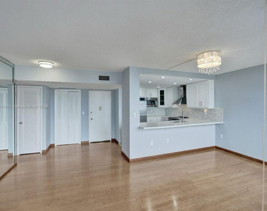 11930 N Bayshore Drive - Photo Thumbnail 20