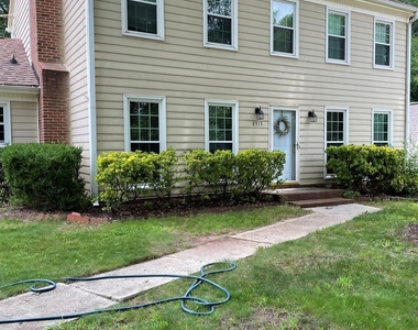 8915 Gamesford Drive - Photo Thumbnail 1