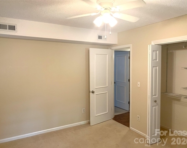 1114 Glenshannon Road - Photo Thumbnail 18