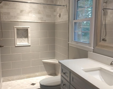 1114 Glenshannon Road - Photo Thumbnail 13