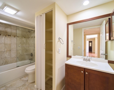 1520 15th Terrace - Photo Thumbnail 18