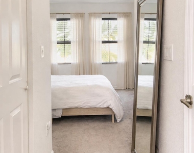 519 Sw 19th Terrace - Photo Thumbnail 17