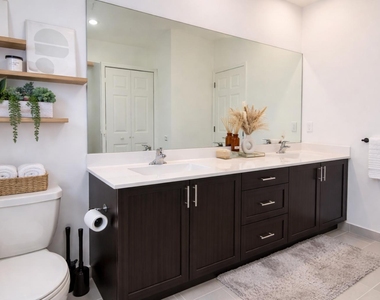 519 Sw 19th Terrace - Photo Thumbnail 26