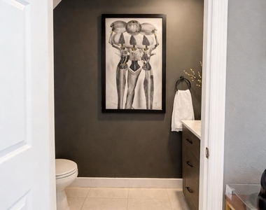 519 Sw 19th Terrace - Photo Thumbnail 9