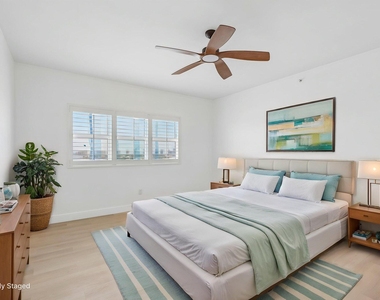 2650 Lake Shore Drive - Photo Thumbnail 16