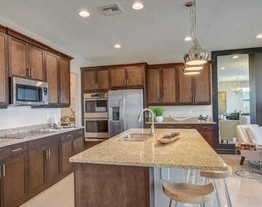 10199 Akenside Drive - Photo Thumbnail 3