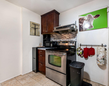 3680 Inverrary Drive - Photo Thumbnail 18