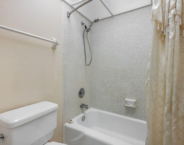 3680 Inverrary Drive - Photo Thumbnail 11