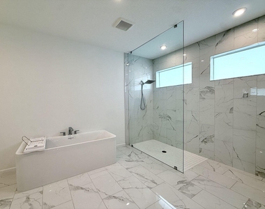 10710 Sw Hensley Street - Photo Thumbnail 15