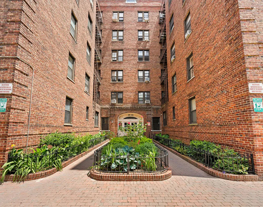 35-43 84th Street - Photo Thumbnail 9