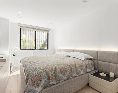 445 West 54th Street - Photo Thumbnail 3
