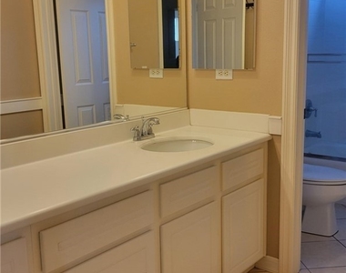 428 N Little - Photo Thumbnail 13