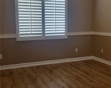 428 N Little - Photo Thumbnail 14