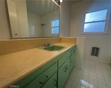 12811 Cumpston - Photo Thumbnail 6