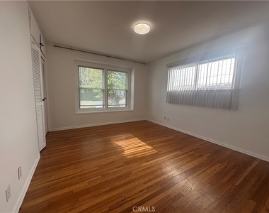 12811 Cumpston - Photo Thumbnail 5