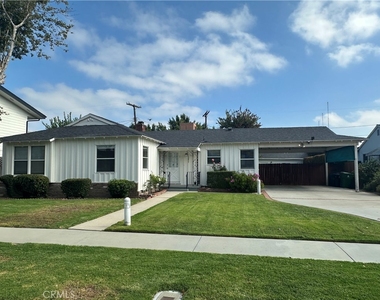 12811 Cumpston - Photo Thumbnail 1