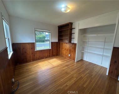 12811 Cumpston - Photo Thumbnail 4