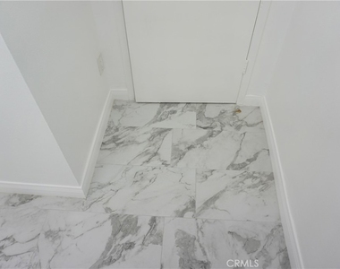 4610 Densmore Avenue - Photo Thumbnail 31